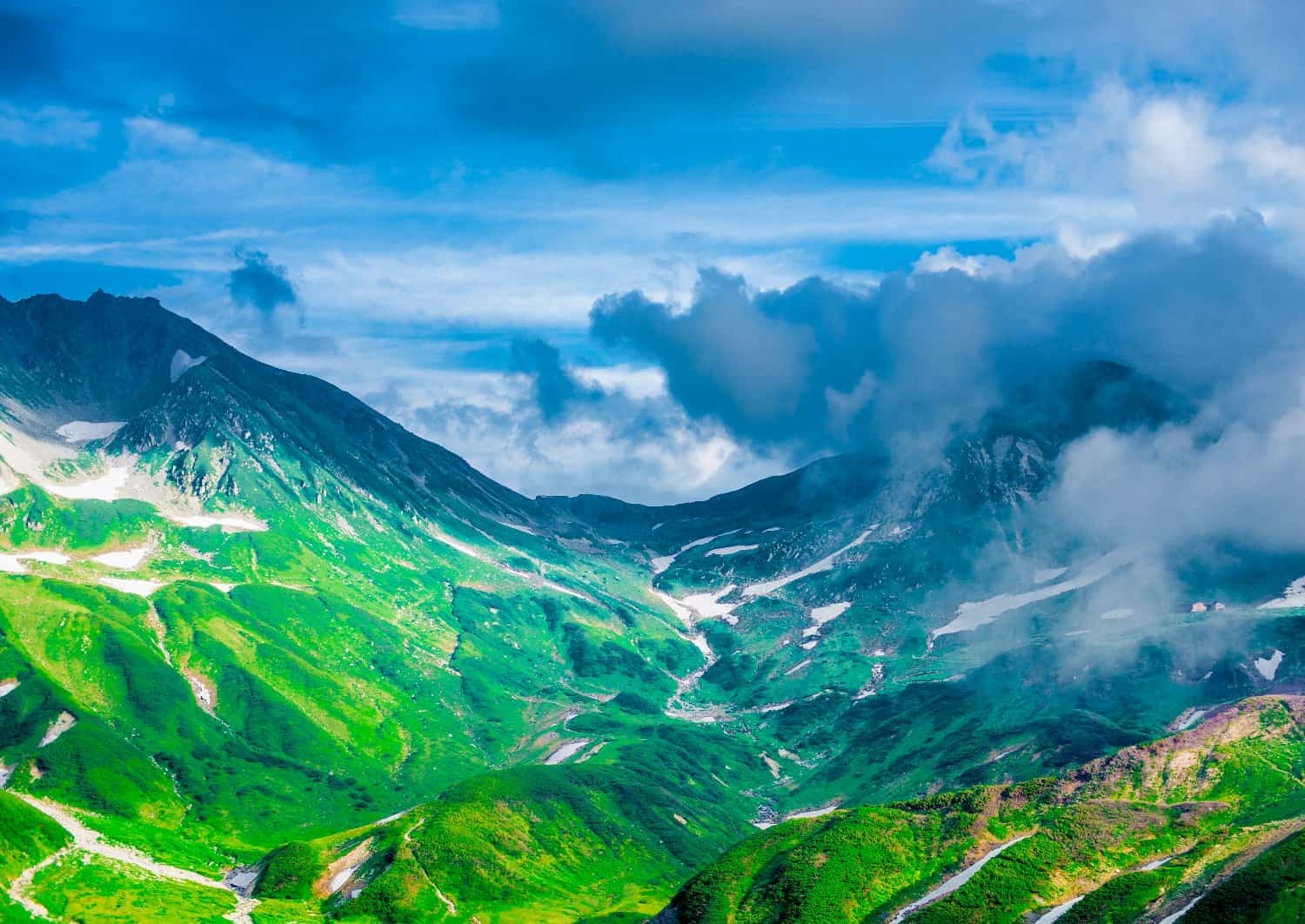 Tateyama Kurobe Alpine Route - Japan Travel Guide - Japanspecialist
